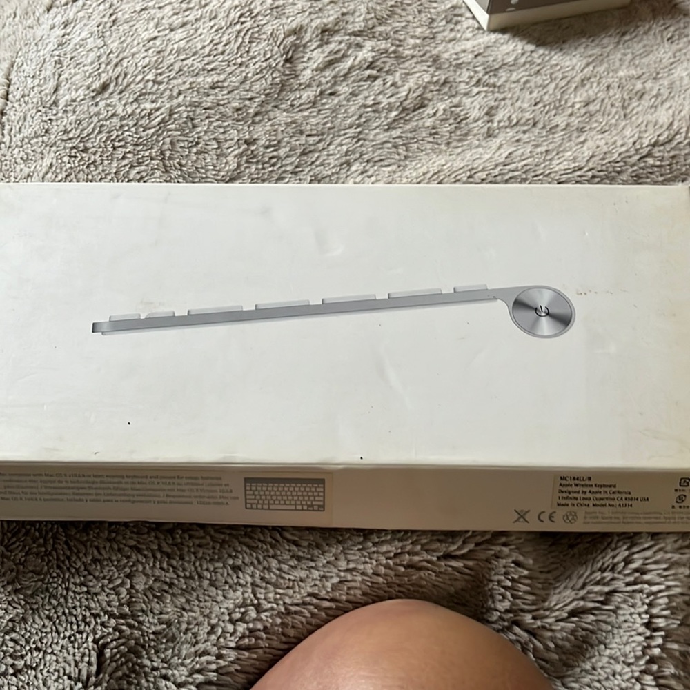 Apple wireless keyboard